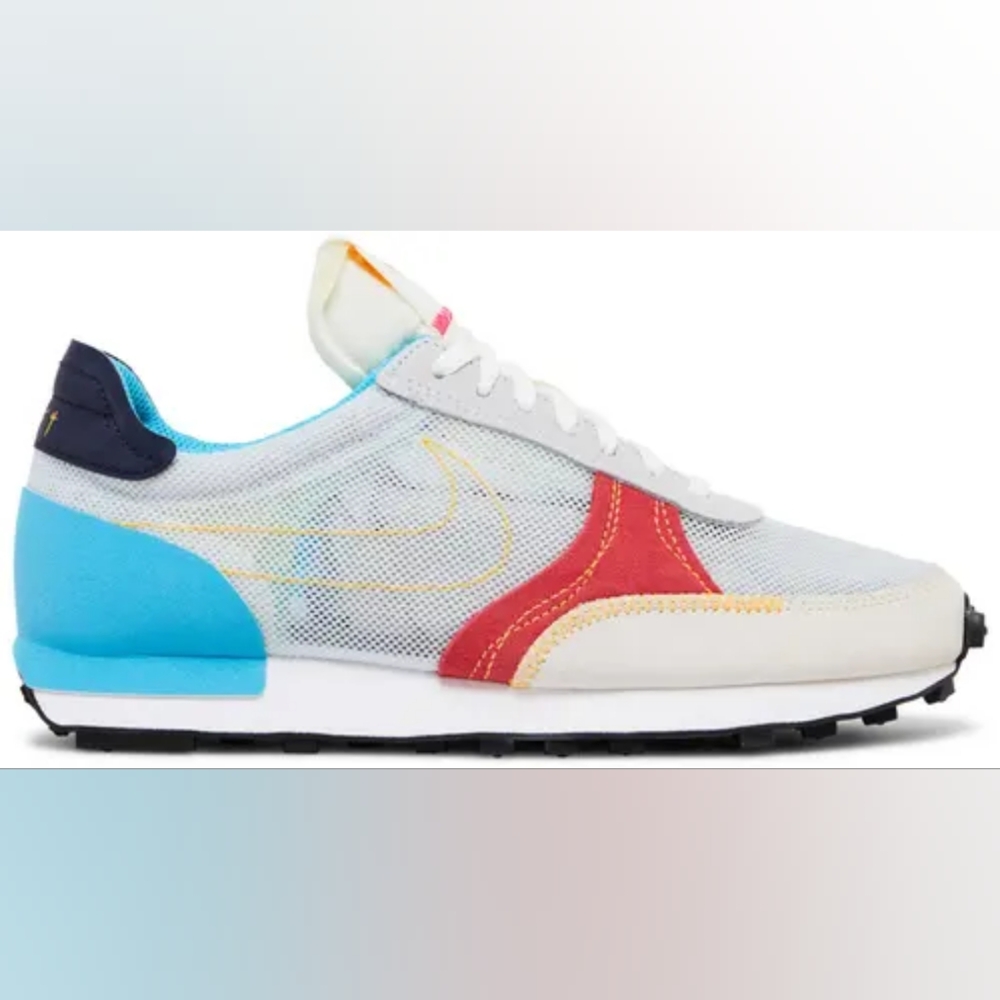 Nike Women's Daybreak Type Size 8.5